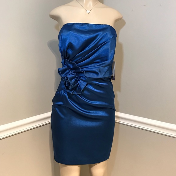 Jessica McClintock Dresses & Skirts - JESSICA McCLINTOCK NWT Navy Strapless Party Gown